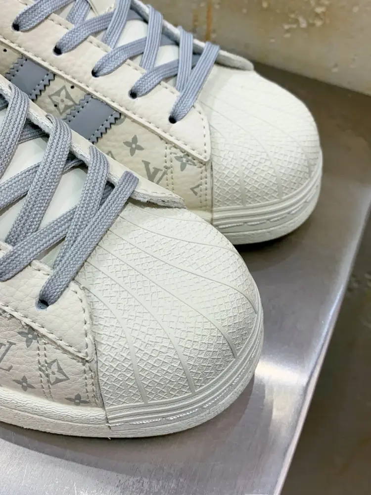 GoAnywhere adidas Gazelle Indoor W Cream Blue Low Top – Adidas 496 