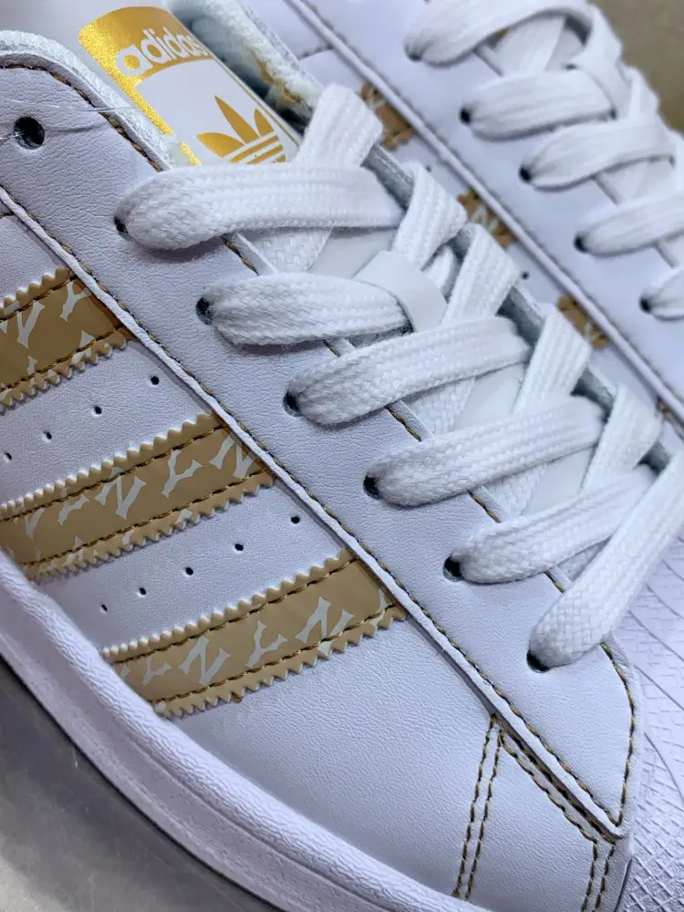Fashionable adidas Gazelle Indoor W MLB White Gold – Adidas 511 