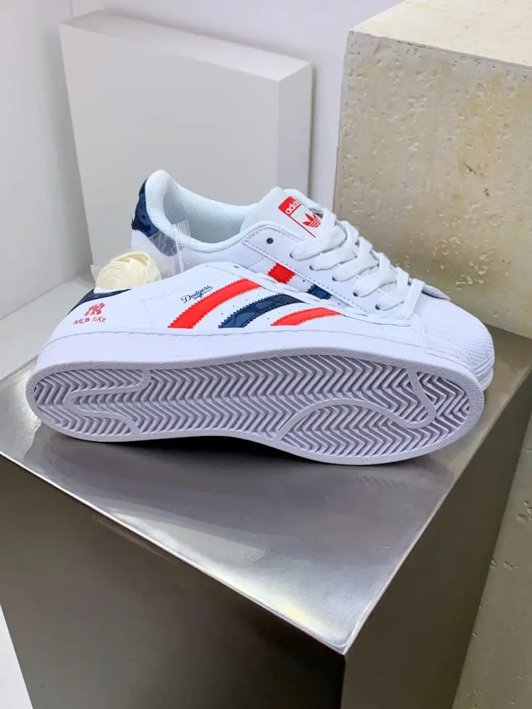 adidas Gazelle Indoor White Red Blue Low – SportInspired 515  CFC610