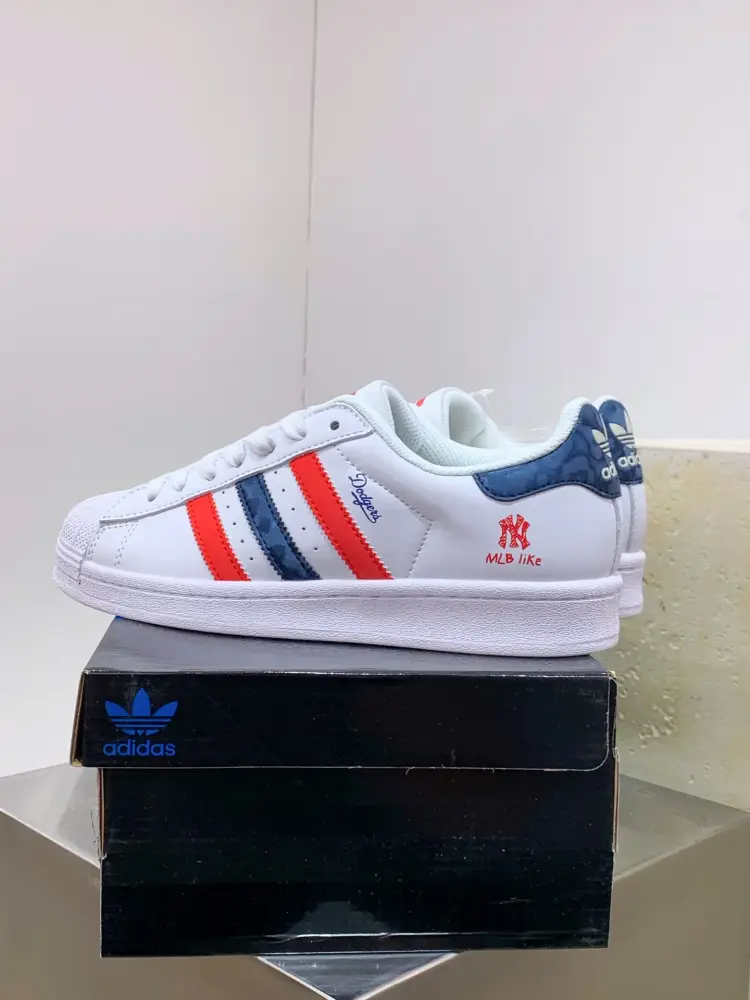 adidas Gazelle Indoor White Red Blue Low – SportInspired 515 