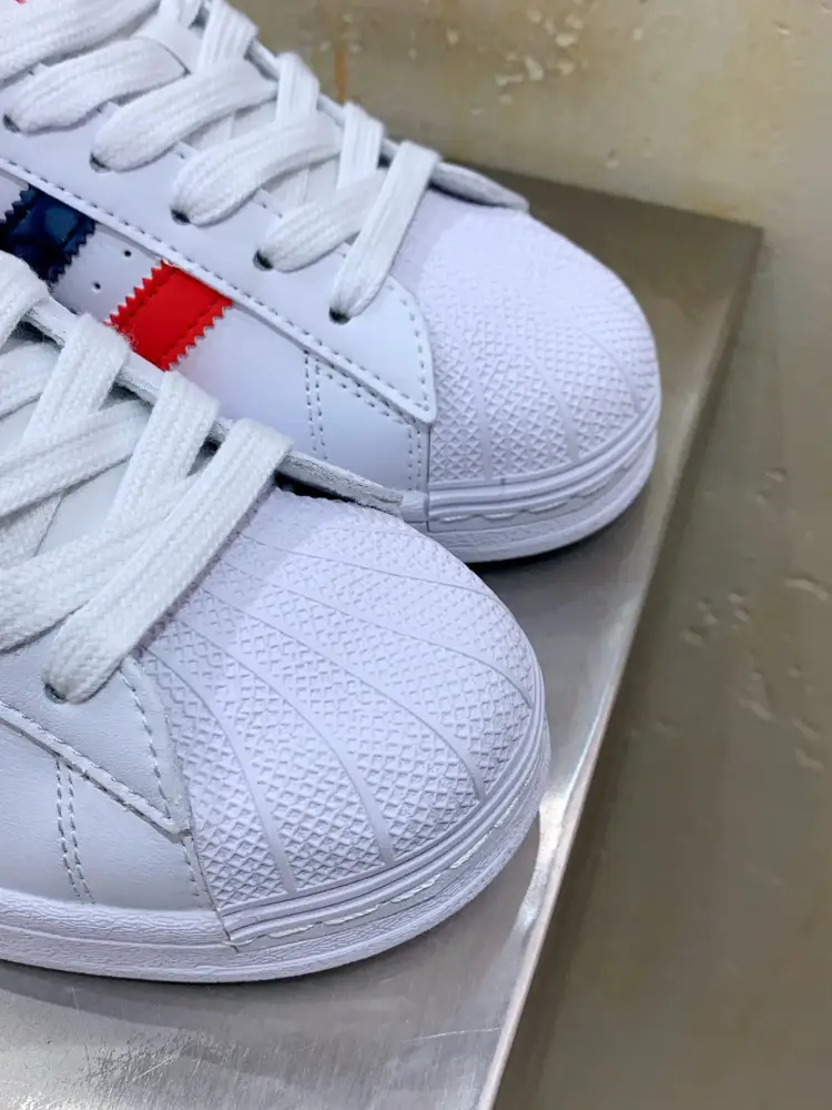 adidas Gazelle Indoor White Red Blue Low – SportInspired 515 