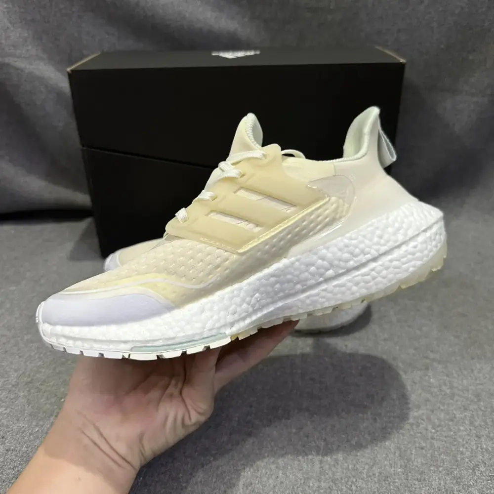 Sporty adidas Ultraboost 21 Wheat Running – Adidas Collection 570 