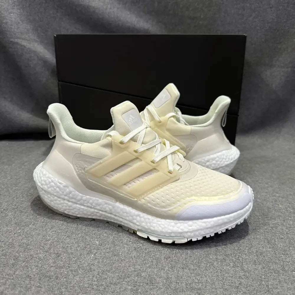 Sporty adidas Ultraboost 21 Wheat Running – Adidas Collection 570 