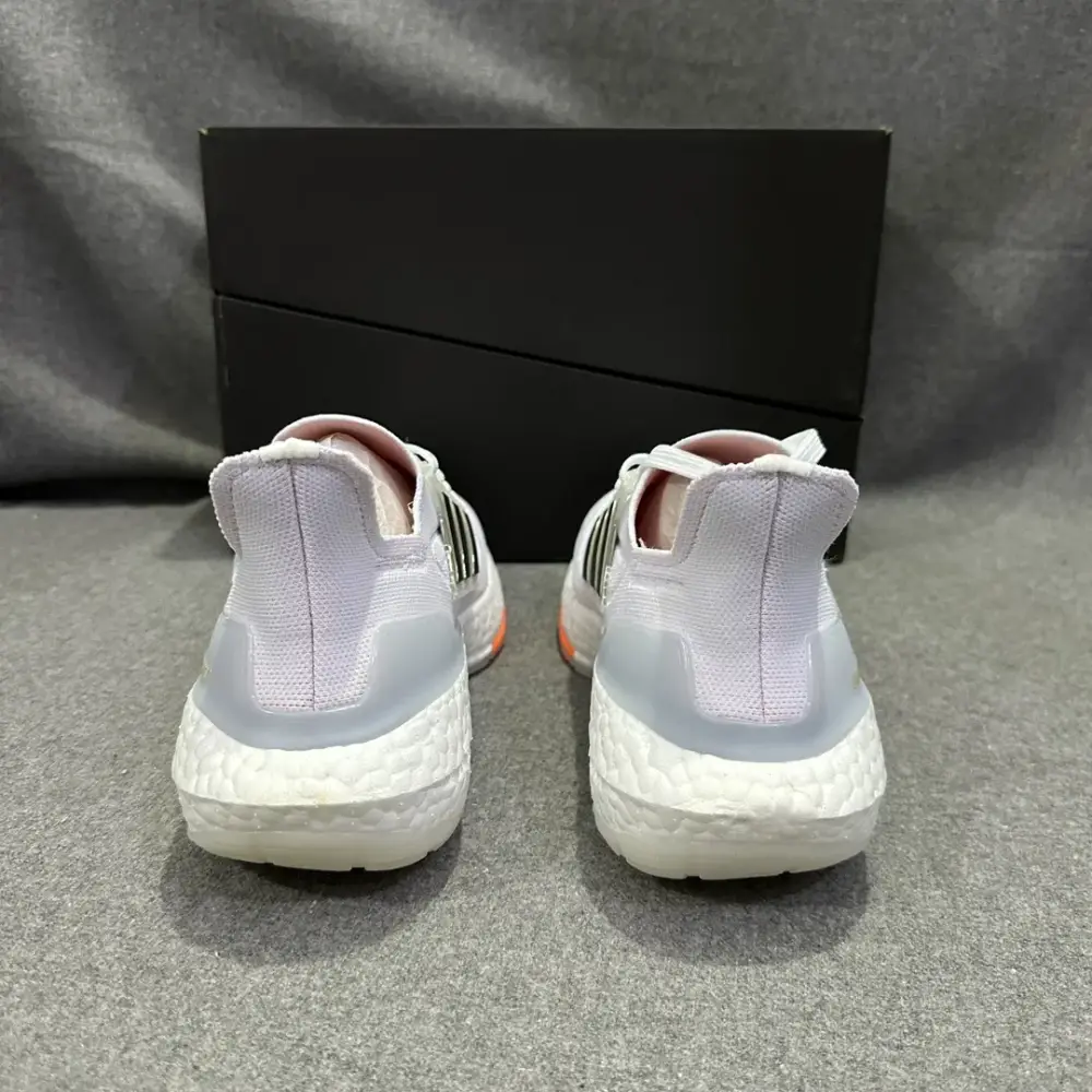 FlexibleFit adidas Ultraboost 21 White Orange Running – Adidas Edition 573  CEDCC285