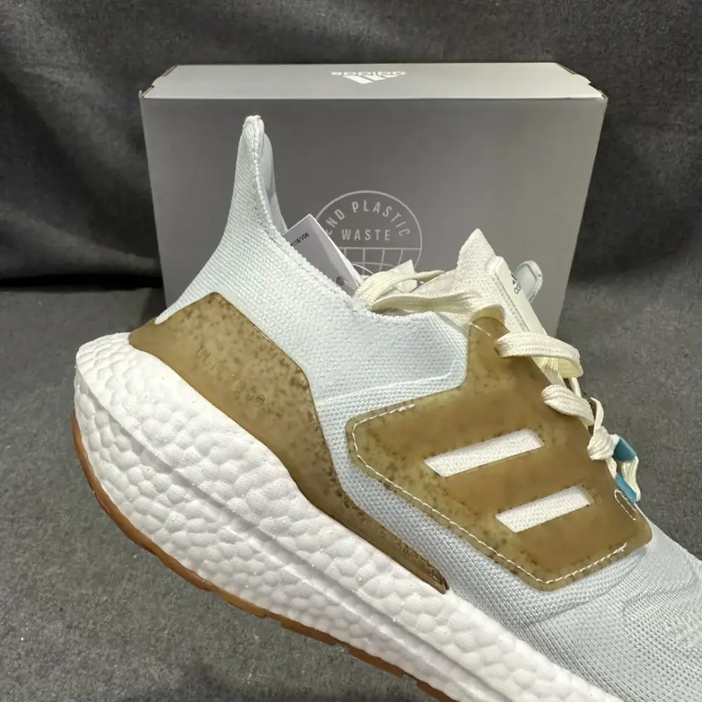 adidas Ultraboost 22 Linen Green Running – Adidas Refined 566 