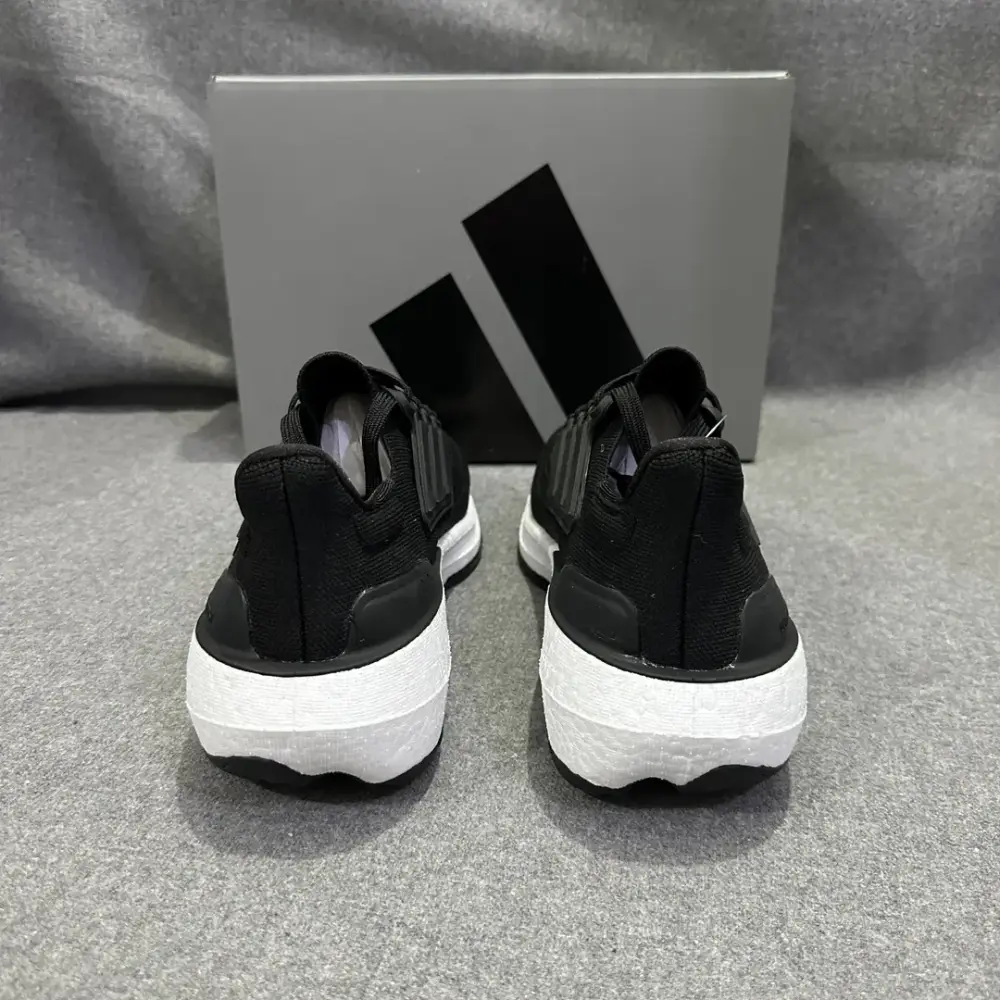 Flexible adidas Ultraboost 23 Light Black White Running – Adidas Edition 577  DFBF146