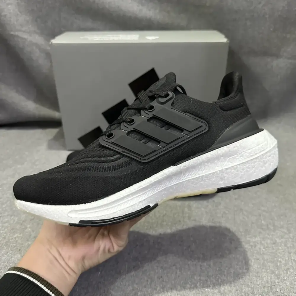 Flexible adidas Ultraboost 23 Light Black White Running – Adidas Edition 577 